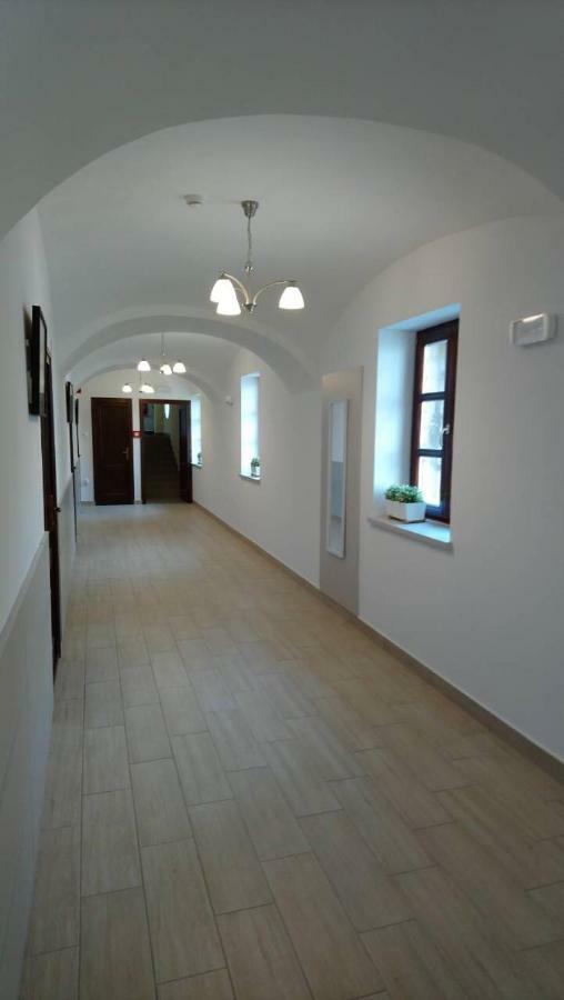 River Apartmanhaz Ясберень Экстерьер фото